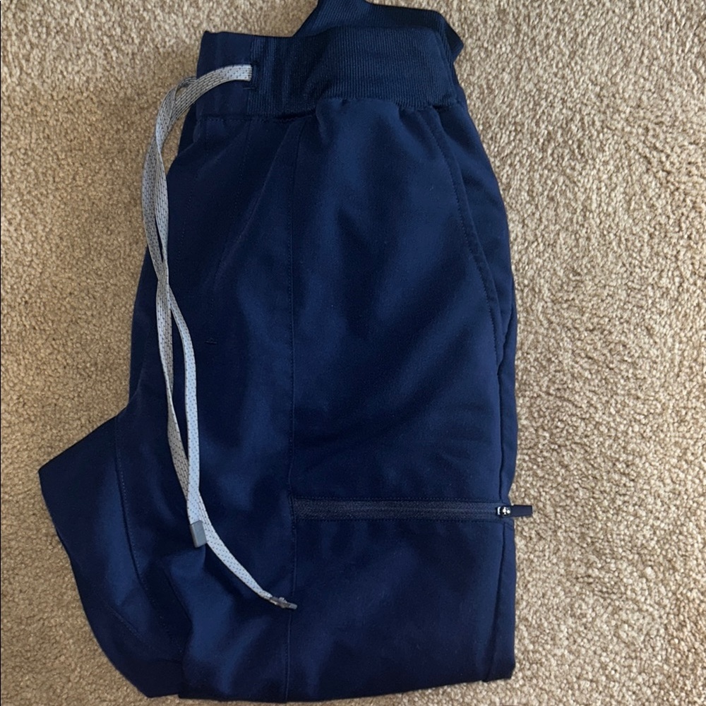 Men's Navy Fabletics Scrub Pants